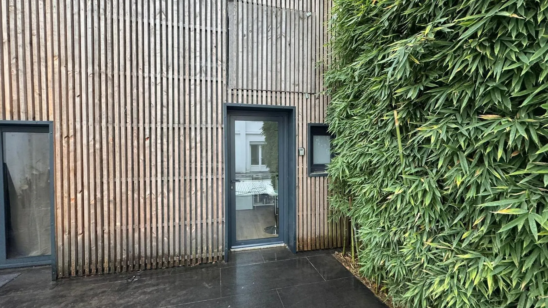 Twenty Fort Studio With Pool Lyon Villeurbanne 0*,  France