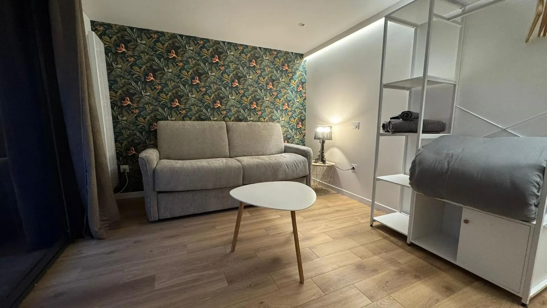 Twenty Fort Studio With Pool Lyon Villeurbanne Apartment