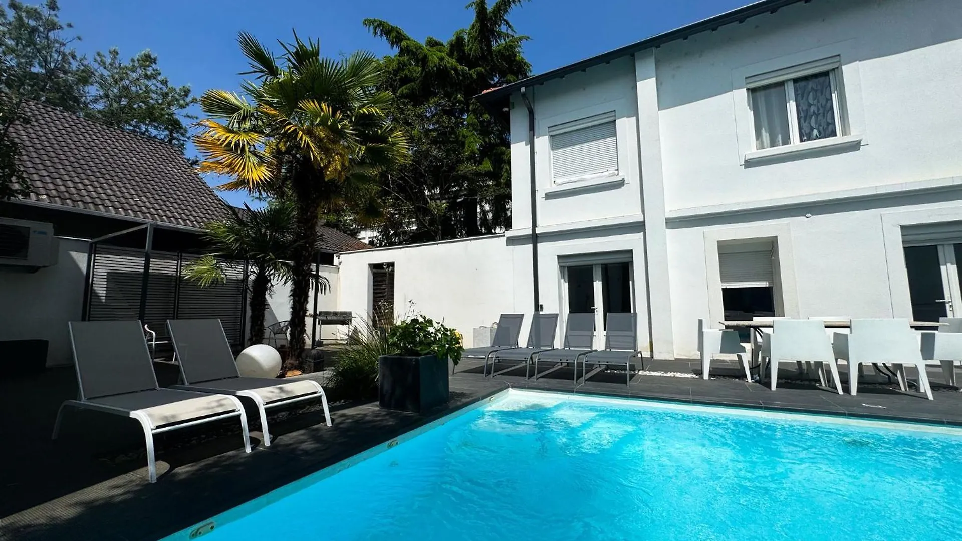 Twenty Fort Studio With Pool Lyon Villeurbanne Appartement