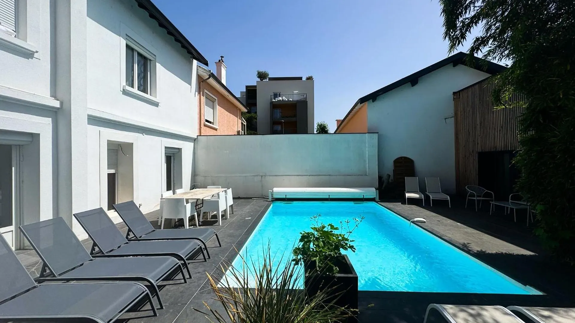 Appartement Twenty Fort Studio With Pool Lyon Villeurbanne France